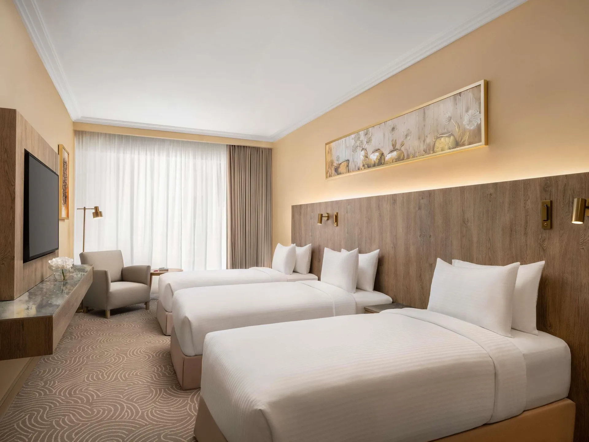 Premium bedding, minibar, in-room safe, desk at Mövenpick Hotel & Residence Hajar Tower Makkah